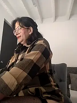 christy ant online show from 03.10.26