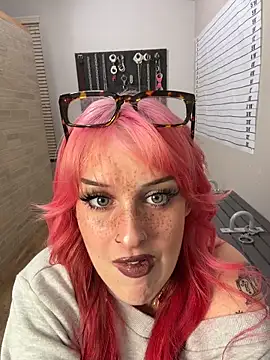 itscleomoon online show from 03.13.26