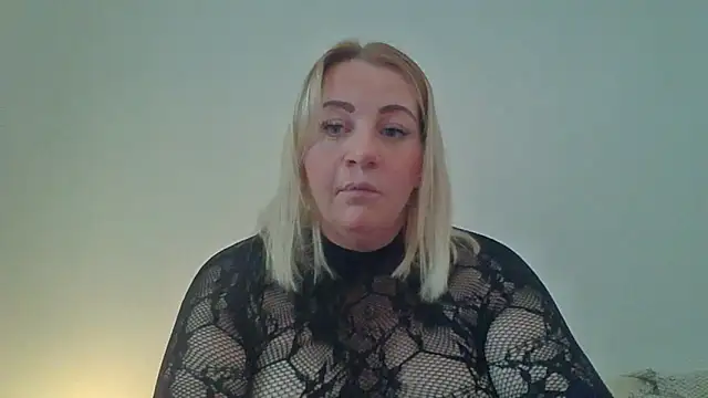 Snapshot of Redos1 chatting on 12.22.25 Redos1 online show from 12.22.25