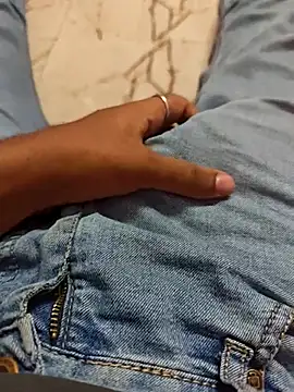 AqueousCrepe online show from 02.10.26