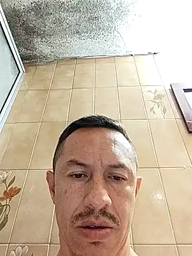 Snapshot of L_hotcream chatting on 02.21.26 L hotcream online show from 02.21.26