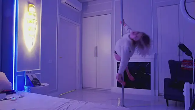 IvyBriggs online show from 01.09.26