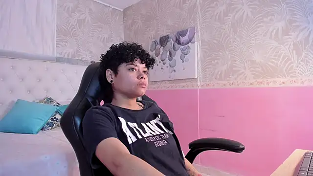 Sasha Venom online show from 12.18.25