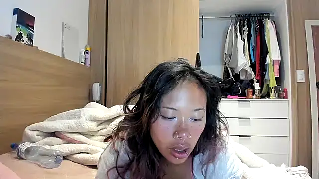 heavenngirlyy444 online show from 01.11.26