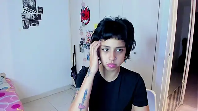 harakitty  online show from 03.13.26