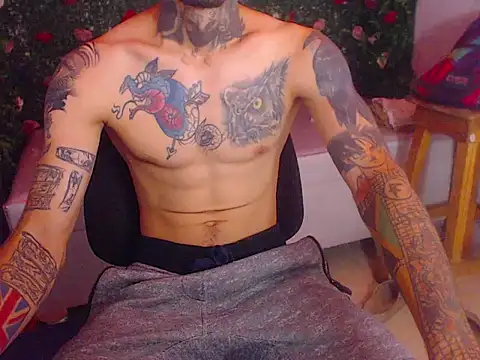 Snapshot of Boy_tatto77 chatting on 06.02.26 Boy tatto77 online show from 06.02.26