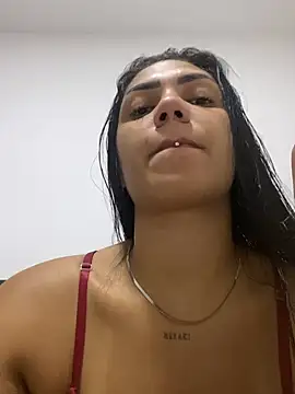 Snapshot of Nini_ chatting on 01.19.26 Nini online show from 01.19.26