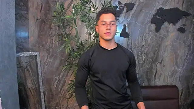 Noah Clarkk online show from 02.20.26