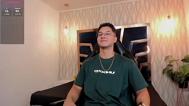 Noah Clarkk online show from 03.30.26