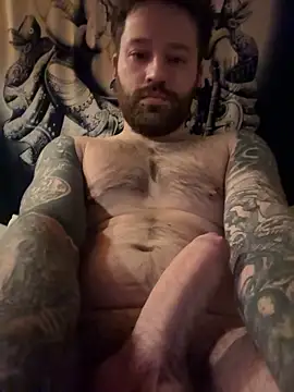 Snapshot of travelsex chatting on 12.18.25 travelsex online show from 12.18.25