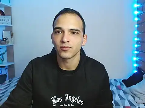 MaaX2330 online show from 12.18.25