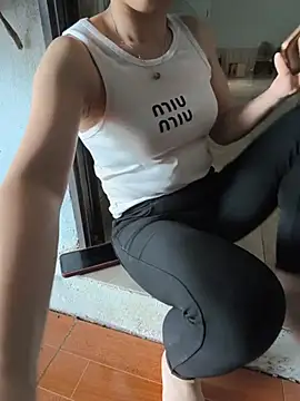 Snapshot of Sweet-Berryy chatting on 06.25.26 Sweet-Berryy online show from 06.25.26