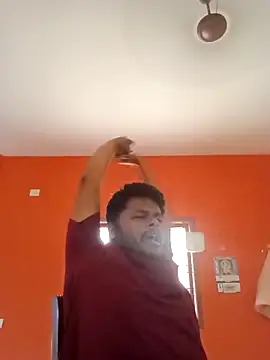 Snapshot of yourwellman chatting on 03.18.26 yourwellman online show from 03.18.26