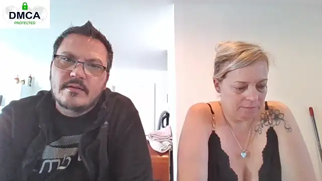 Miss-Chupagirly online show from 04.16.26