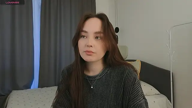 fallin lovee online show from 03.31.26