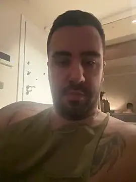 XhotLatte online show from 02.20.26