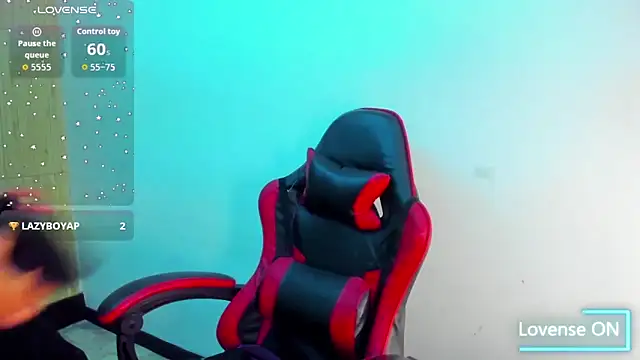 dolly boob online show from 04.03.26