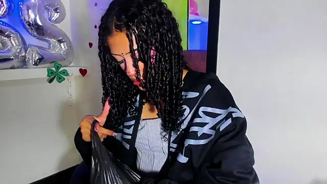 dolly boob online show from 04.17.26