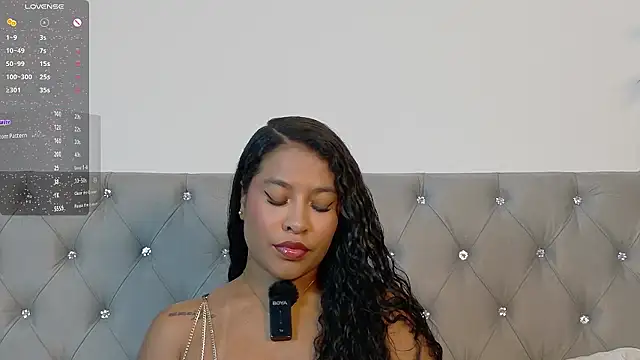 izzybelmonth12 online show from 01.08.26