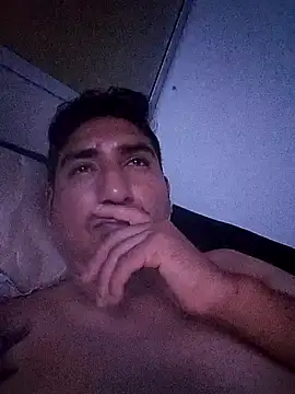 Snapshot of Yrresistible666 chatting on 01.13.26 Yrresistible666 online show from 01.13.26