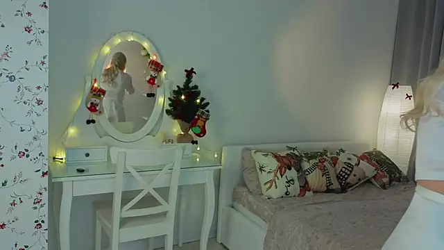 annagreat online show from 12.22.25