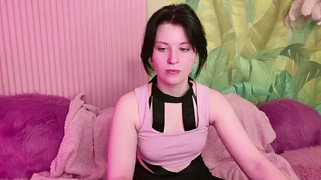 Snapshot of Milana_Cold chatting on 01.19.26 Milana Cold online show from 01.19.26