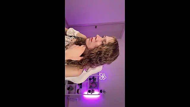 KellySunn online show from 02.23.26