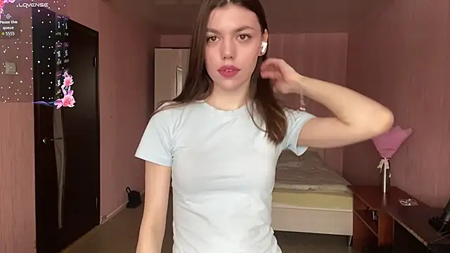 NeidaGowing online show from 03.08.26