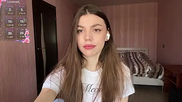 NeidaGowing online show from 04.16.26