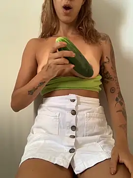 Snapshot of bety13 chatting on 03.20.26 bety13 online show from 03.20.26