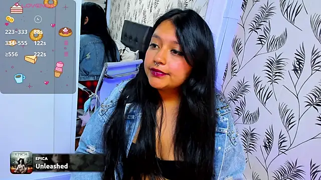 Snapshot of BeliaAbrahel chatting on 12.22.25 BeliaAbrahel online show from 12.22.25