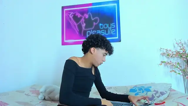 Pleasure boys hot online show from 04.05.26