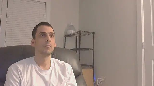 Snapshot of SissyJosh chatting on 12.20.25 SissyJosh online show from 12.20.25