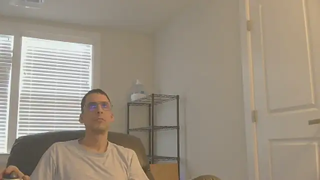 Snapshot of SissyJosh chatting on 12.22.25 SissyJosh online show from 12.22.25