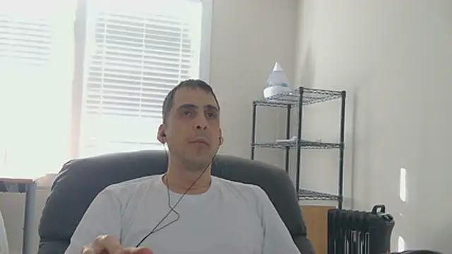 Snapshot of SissyJosh chatting on 02.01.26 SissyJosh online show from 02.01.26