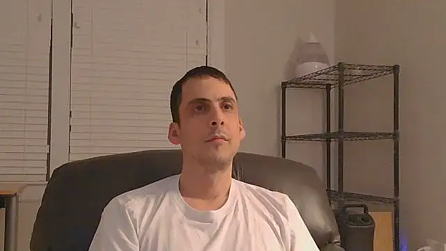 Snapshot of SissyJosh chatting on 02.08.26 SissyJosh online show from 02.08.26