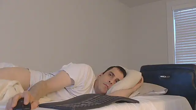 Snapshot of SissyJosh chatting on 06.14.26 SissyJosh online show from 06.14.26
