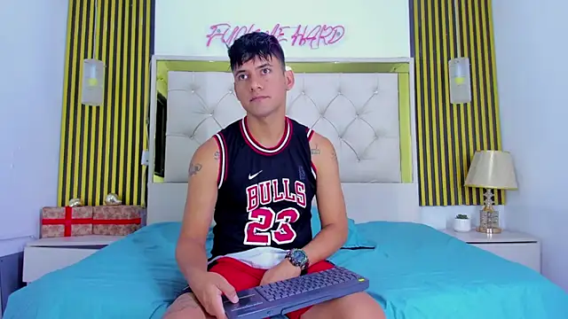 Snapshot of Sweet_kevin1 chatting on 01.15.26 Sweet kevin1 online show from 01.15.26