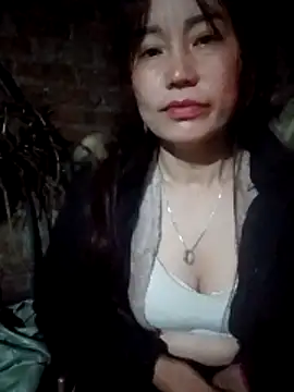 Snapshot of boiboi001 chatting on 02.04.26 boiboi001 online show from 02.04.26