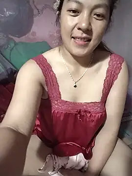Snapshot of Lucky_cutee chatting on 07.14.26 Lucky cutee online show from 07.14.26