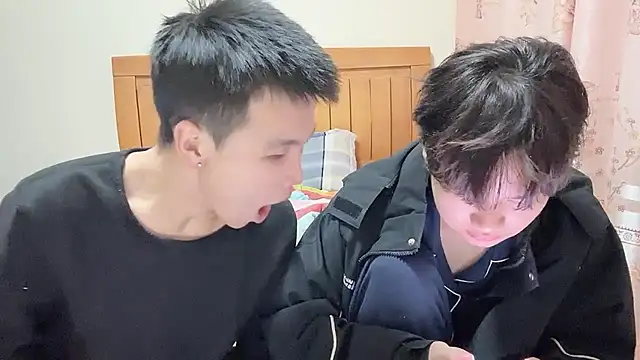 junnan001 online show from 01.10.26