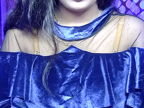 cute Dirty Diva online show from 02.14.26