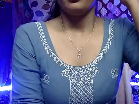 Snapshot of cute_Dirty_Diva chatting on 03.10.26 cute Dirty Diva online show from 03.10.26