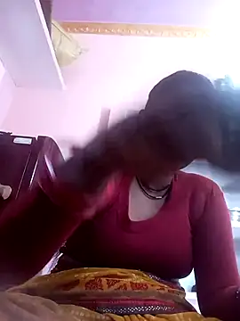 Snapshot of Rakhi_cut chatting on 03.08.26 Rakhi cut online show from 03.08.26