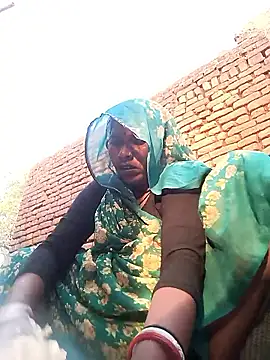 Snapshot of Rakhi_cut chatting on 04.04.26 Rakhi cut online show from 04.04.26