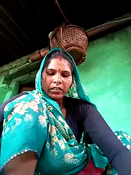 Snapshot of Rakhi_cut chatting on 04.08.26 Rakhi cut online show from 04.08.26