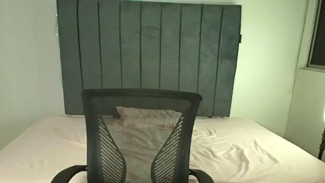 Snapshot of Sofii_unicorn chatting on 02.25.26 Sofii unicorn online show from 02.25.26