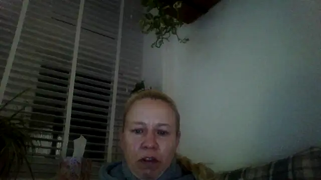 jennyblondeuk online show from 02.18.26