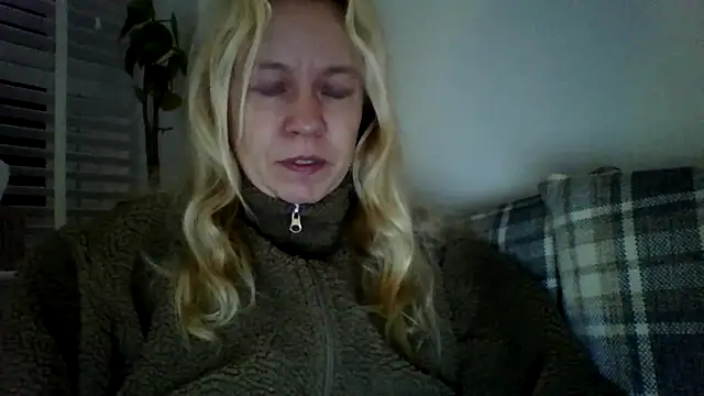 jennyblondeuk online show from 02.22.26
