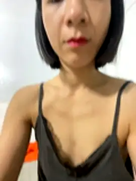 Elly-y online show from 12.21.25